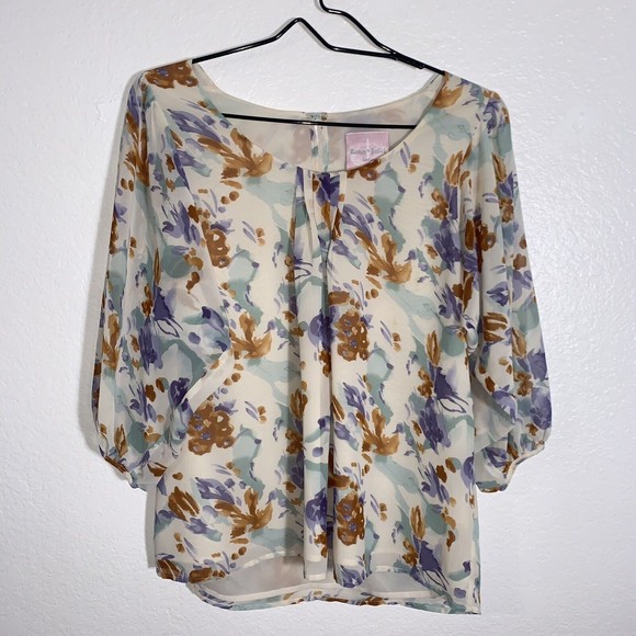 Romeo & juliet couture Floral Size Small - Picture 1 of 7